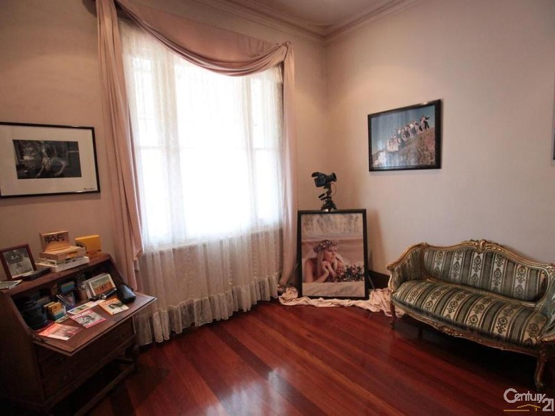 6 Symmons Street, Bunbury WA 6230