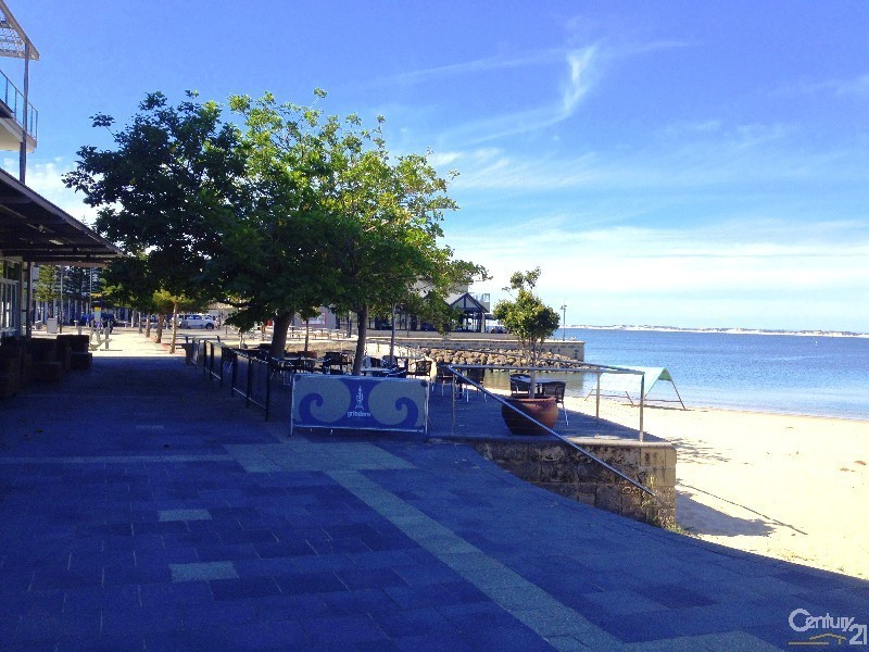 19/11 Casuarina Drive, Bunbury WA 6230