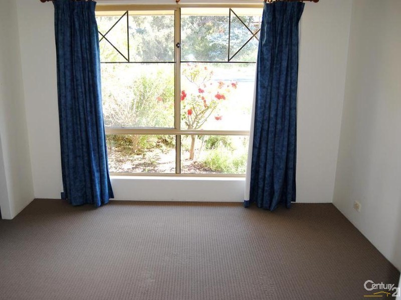 68 Winthrop Avenue, College Grove WA 6230