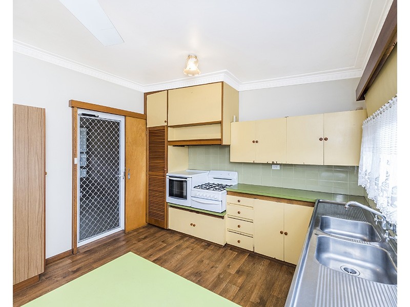 21 Bunning Boulevard, East Bunbury WA 6230