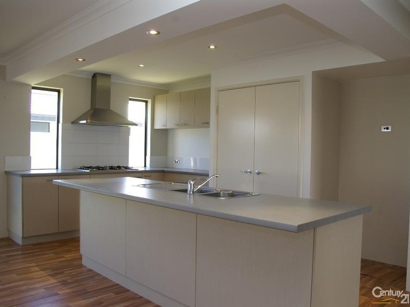 362 Parade Road, Dalyellup WA 6230