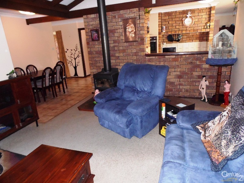 17 Sanford Way, Eaton WA 6232