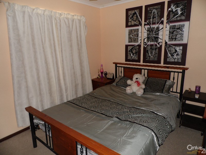 17 Sanford Way, Eaton WA 6232