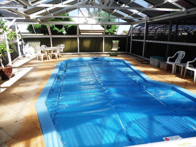 5 Casteau Close, Australind WA 6233