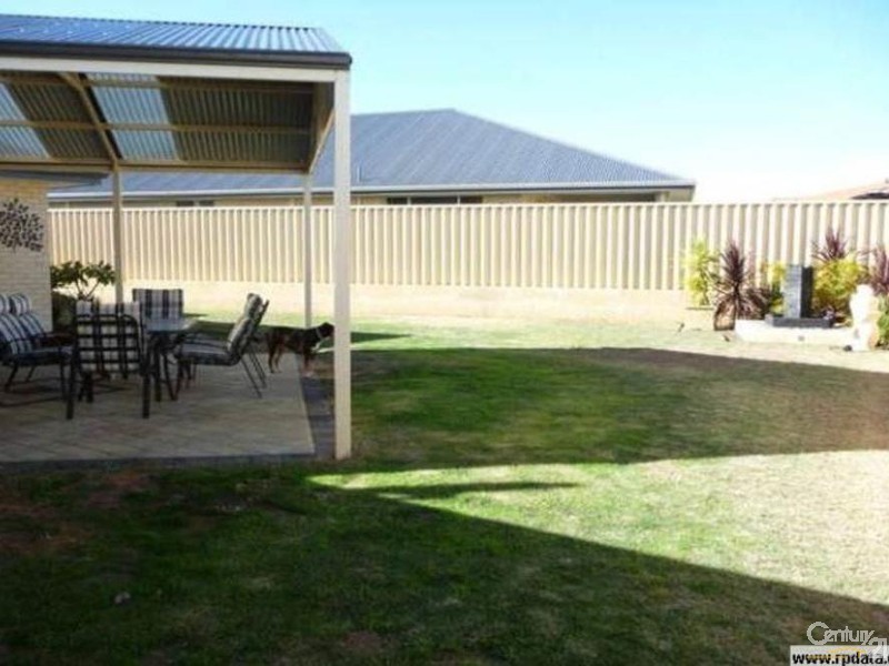 13 Tonkin Fairway, Dalyellup WA 6230