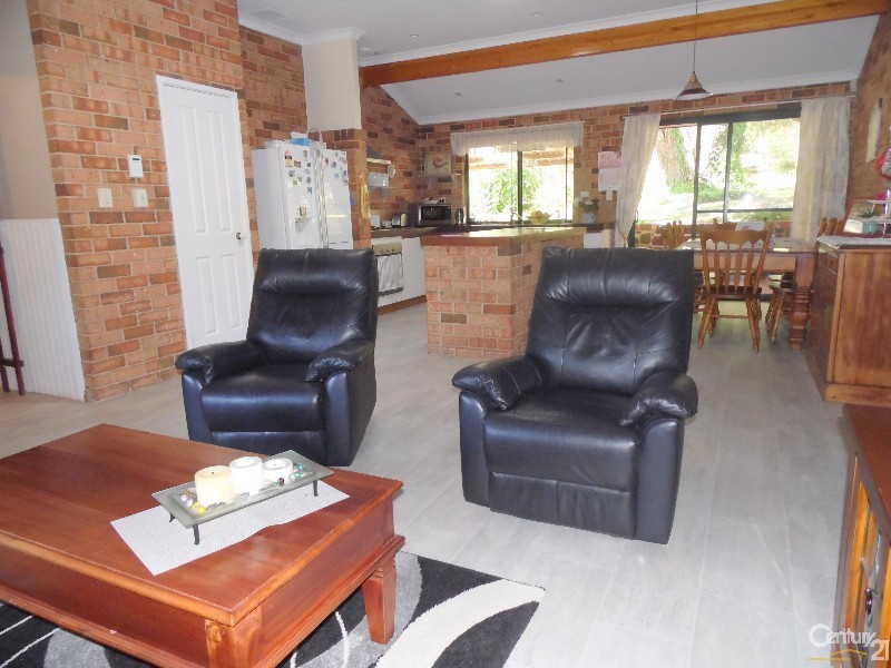 28 Hasties Road, Gelorup WA 6230