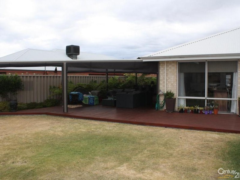 24 Maidmarian Street, Dalyellup WA 6230