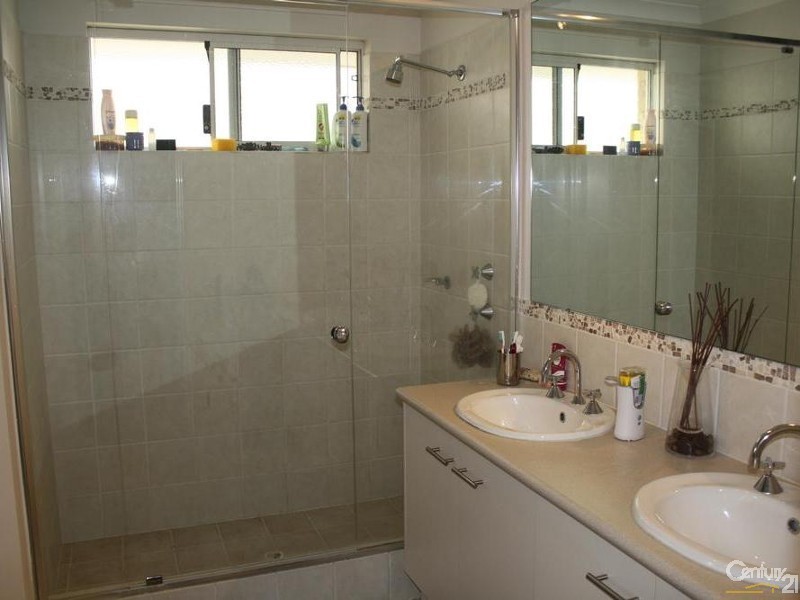 24 Maidmarian Street, Dalyellup WA 6230