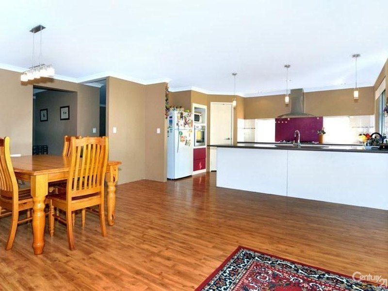 3 Kambany Approach, Dalyellup WA 6230