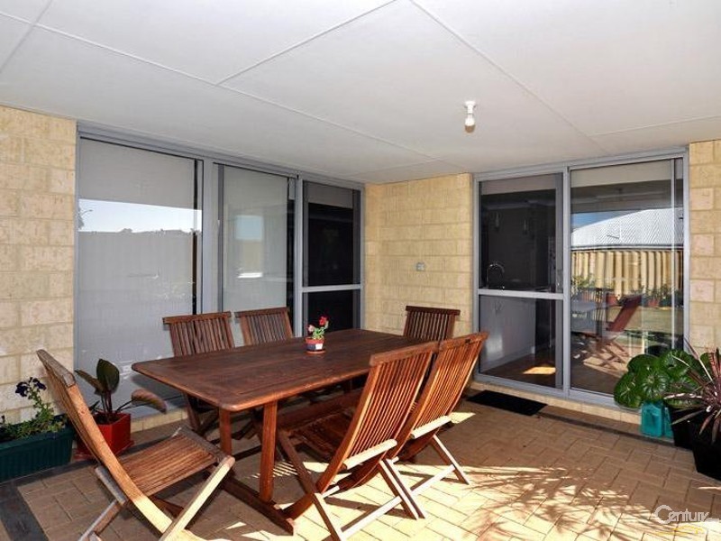 3 Kambany Approach, Dalyellup WA 6230