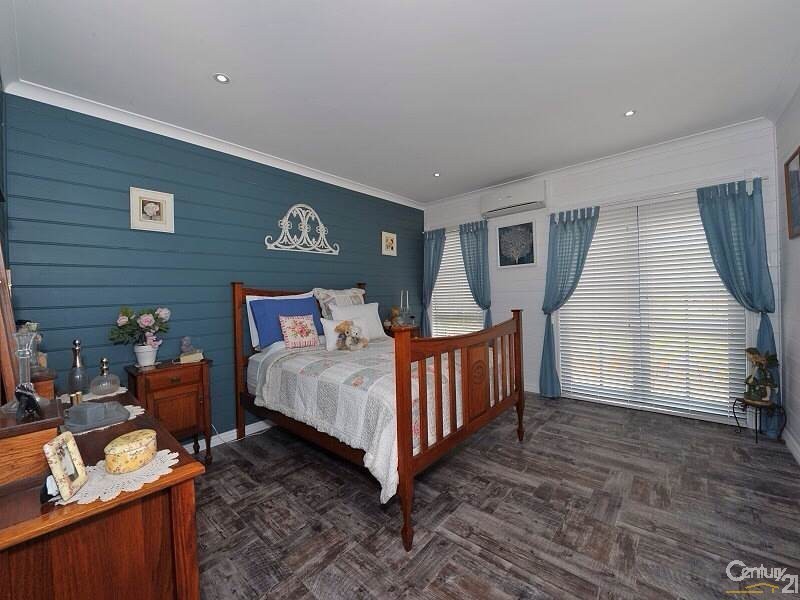 735 Southern Estuary Road, Lake Clifton WA 6215