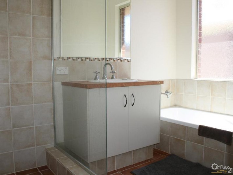 2 Cobalt Link, Australind WA 6233