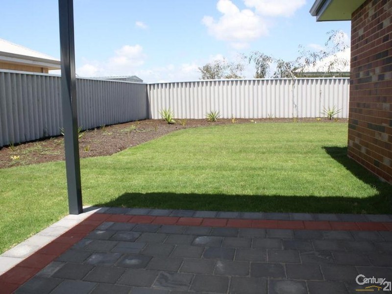 30 Graphite Turn, Dalyellup WA 6230