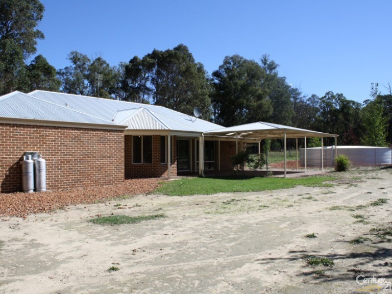 12 Grant Street, Allanson WA 6225