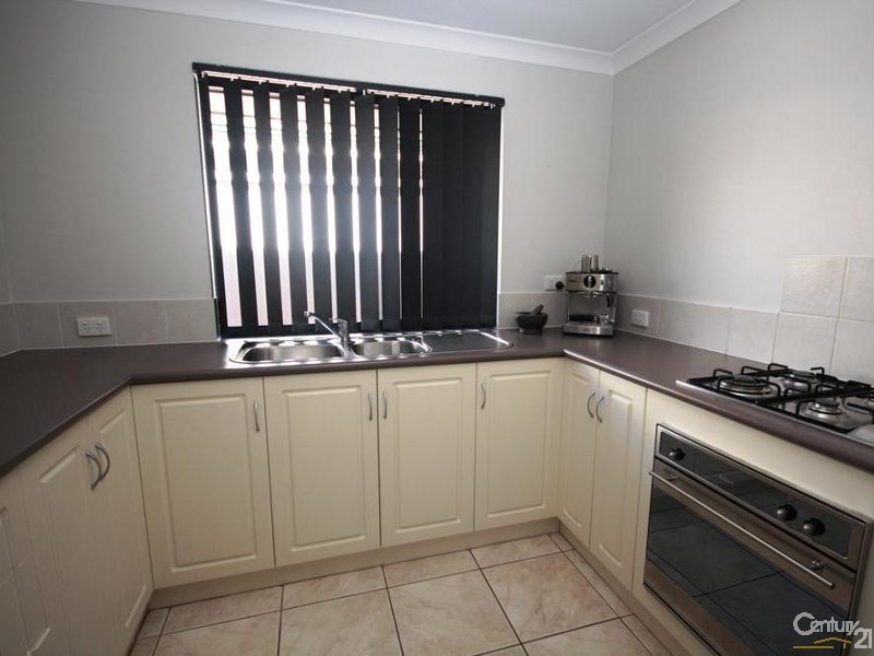 3/12 Nuytsia Avenue, Carey Park WA 6230