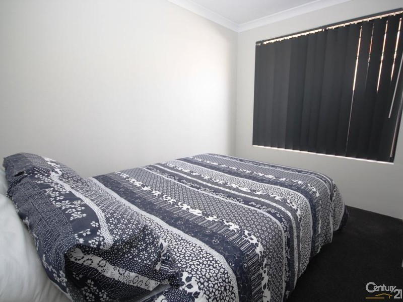 3/12 Nuytsia Avenue, Carey Park WA 6230