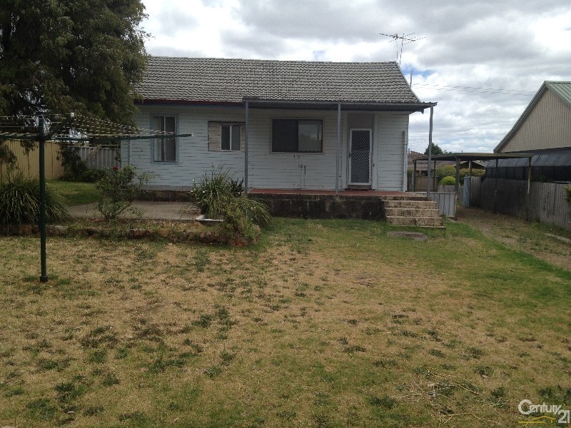 37 McKinley St, Collie WA 6225