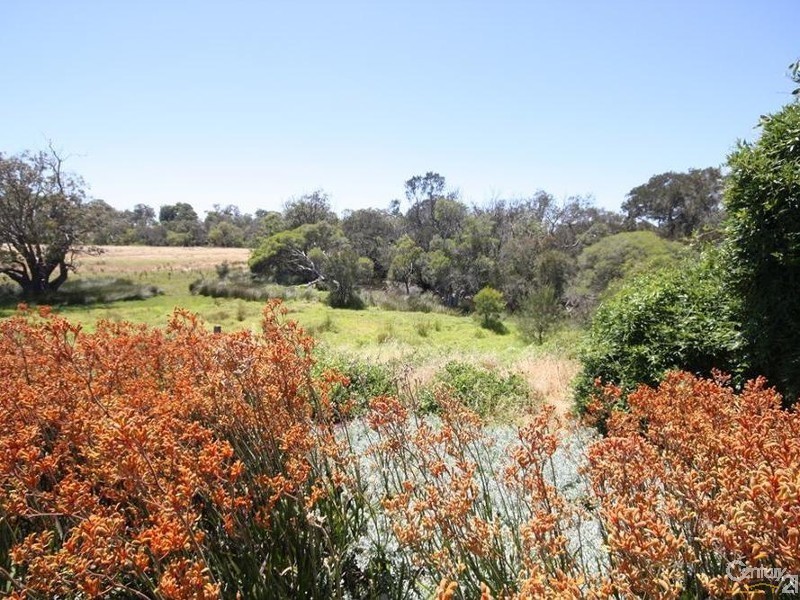 27 Castlereagh Vista, Millbridge WA 6232