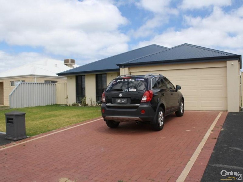 362 Parade Road, Dalyellup WA 6230