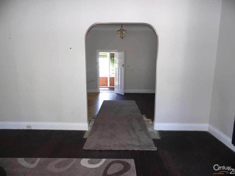 27 Tuart Street, Bunbury WA 6230