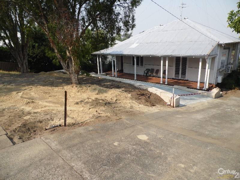 27 Tuart Street, Bunbury WA 6230