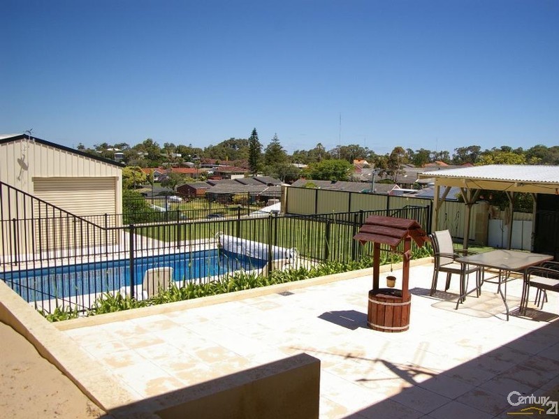 5 Dunstan Street, South Bunbury WA 6230