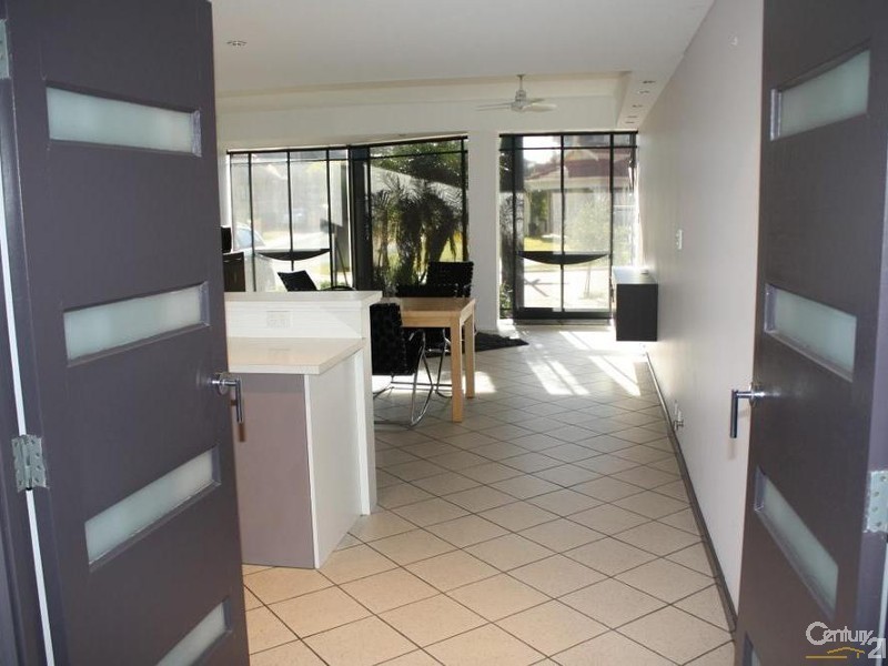 1/12 Sinclair Close, Bunbury WA 6230