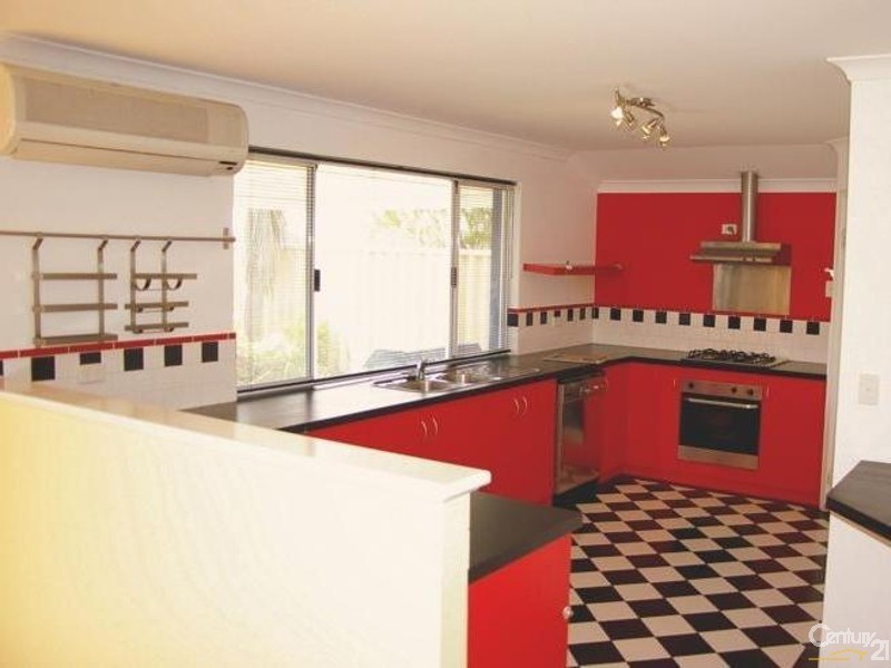 24 Wentworth Drive, Dalyellup WA 6230