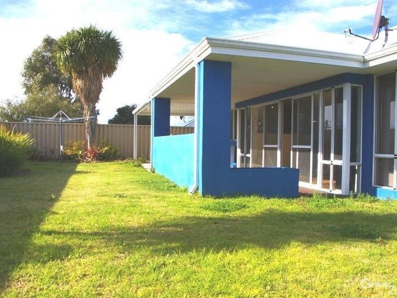 24 Wentworth Drive, Dalyellup WA 6230
