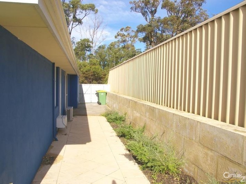 24 Wentworth Drive, Dalyellup WA 6230