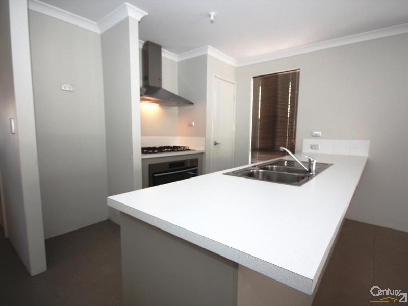 13 Coppin Place, Australind WA 6233