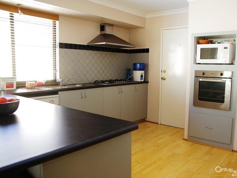 37 Walton Approach, Dalyellup WA 6230