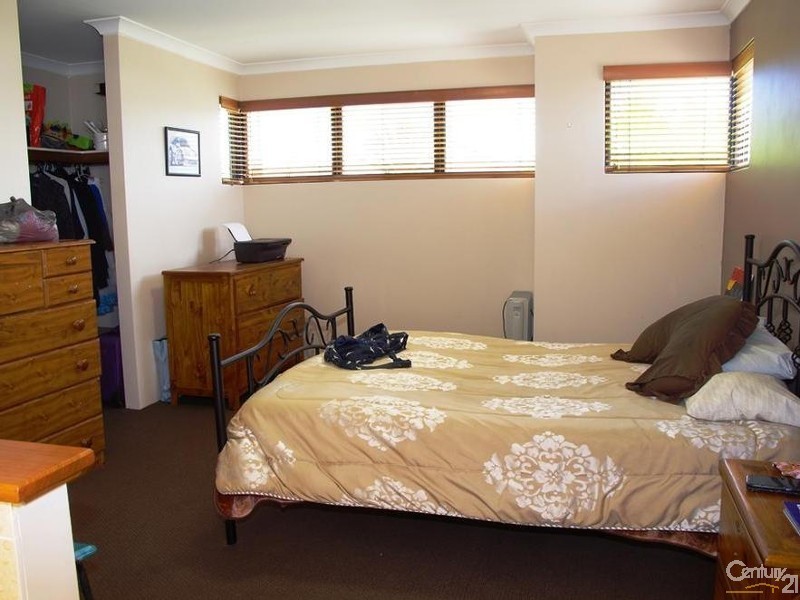 37 Walton Approach, Dalyellup WA 6230