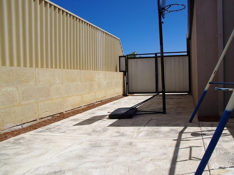 37 Walton Approach, Dalyellup WA 6230