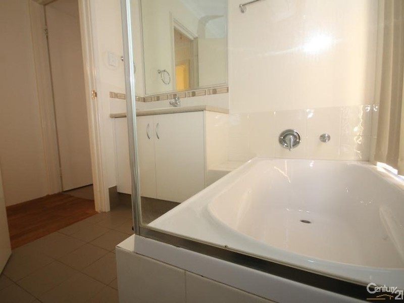 2/2 Bright Street, Carey Park WA 6230