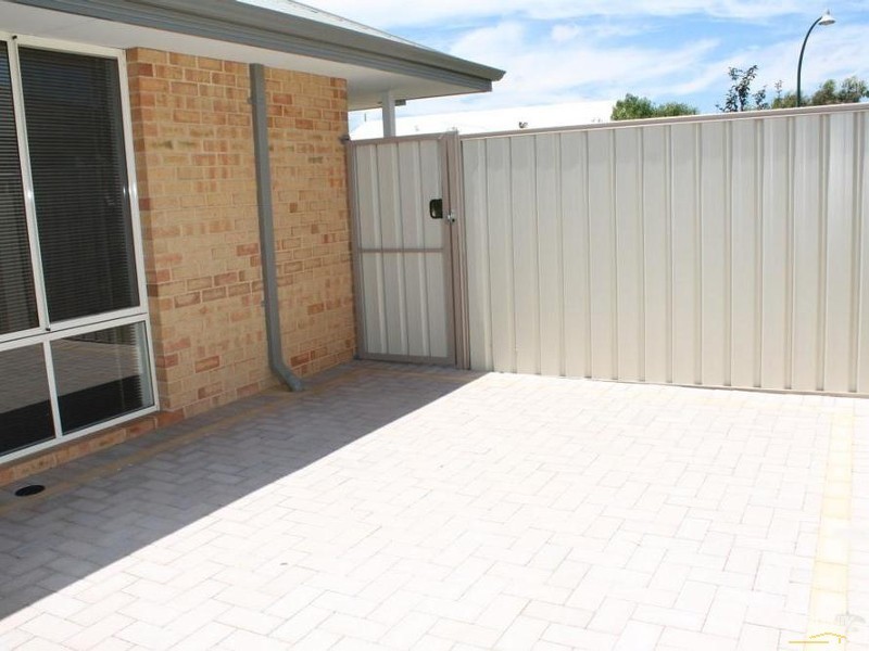 2A Lunar Avenue, Australind WA 6233