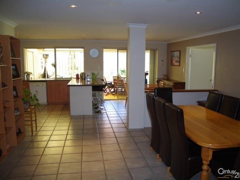 23 Wandoo Road, Dalyellup WA 6230