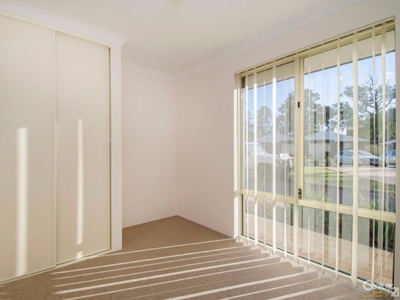 5/76 Blue Wren Drive, Eaton WA 6232