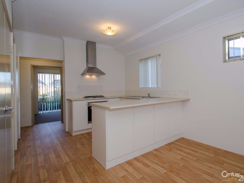 13/76 Blue Wren Drive, Eaton WA 6232