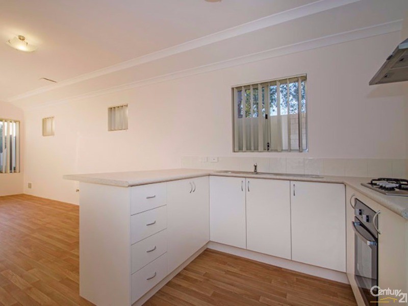 18/76 Blue Wren Drive, Eaton WA 6232
