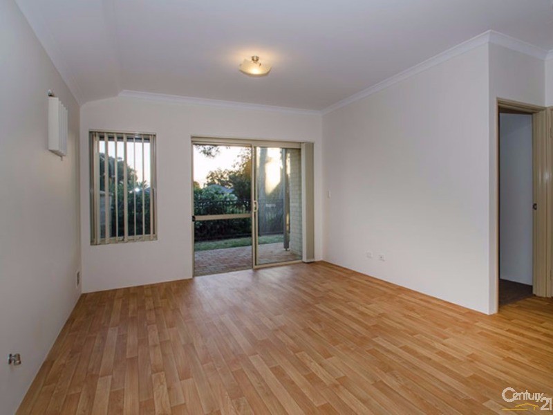 21/76 Blue Wren Drive, Eaton WA 6232