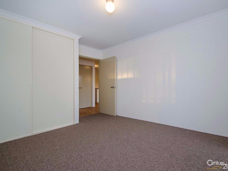 21/76 Blue Wren Drive, Eaton WA 6232