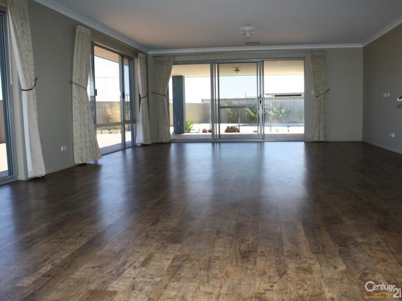 3 Friesian Way, Eaton WA 6232