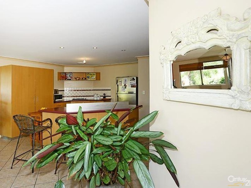 9 Nyabing Way, Withers WA 6230