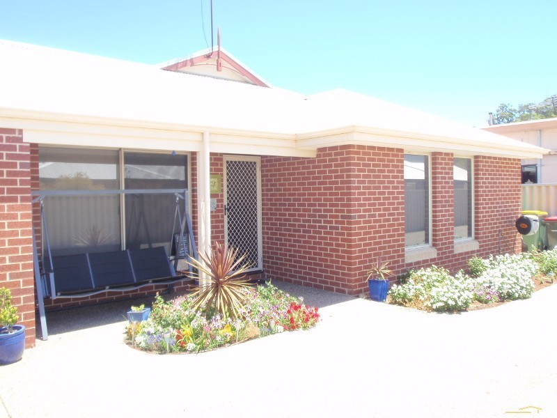 2/19 Gibson Street, South Bunbury WA 6230