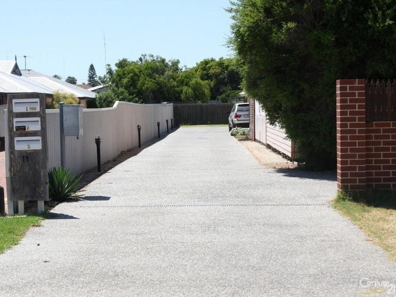 2/19 Gibson Street, South Bunbury WA 6230