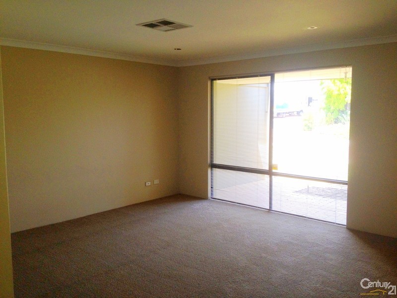 24 Sapphire Road, Dalyellup WA 6230