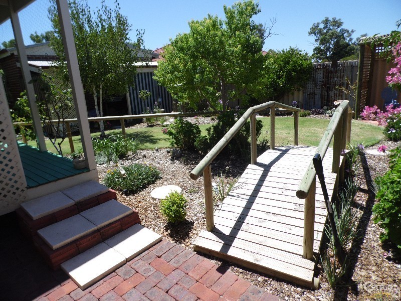 3 Aurora Street, Dalyellup WA 6230