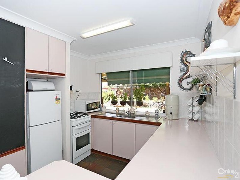 17 Marshall Road, Australind WA 6233