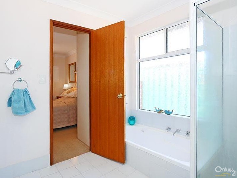 17 Marshall Road, Australind WA 6233
